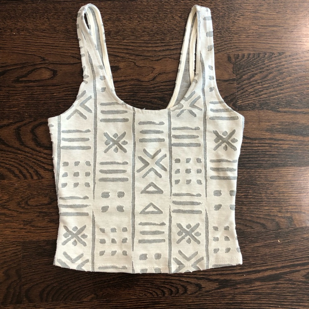 Sparkle & Fade Gray Geometric Tank Top Size Small